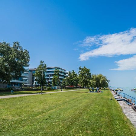 Myflat Wave 36 Suite Siófok Eksteriør bilde